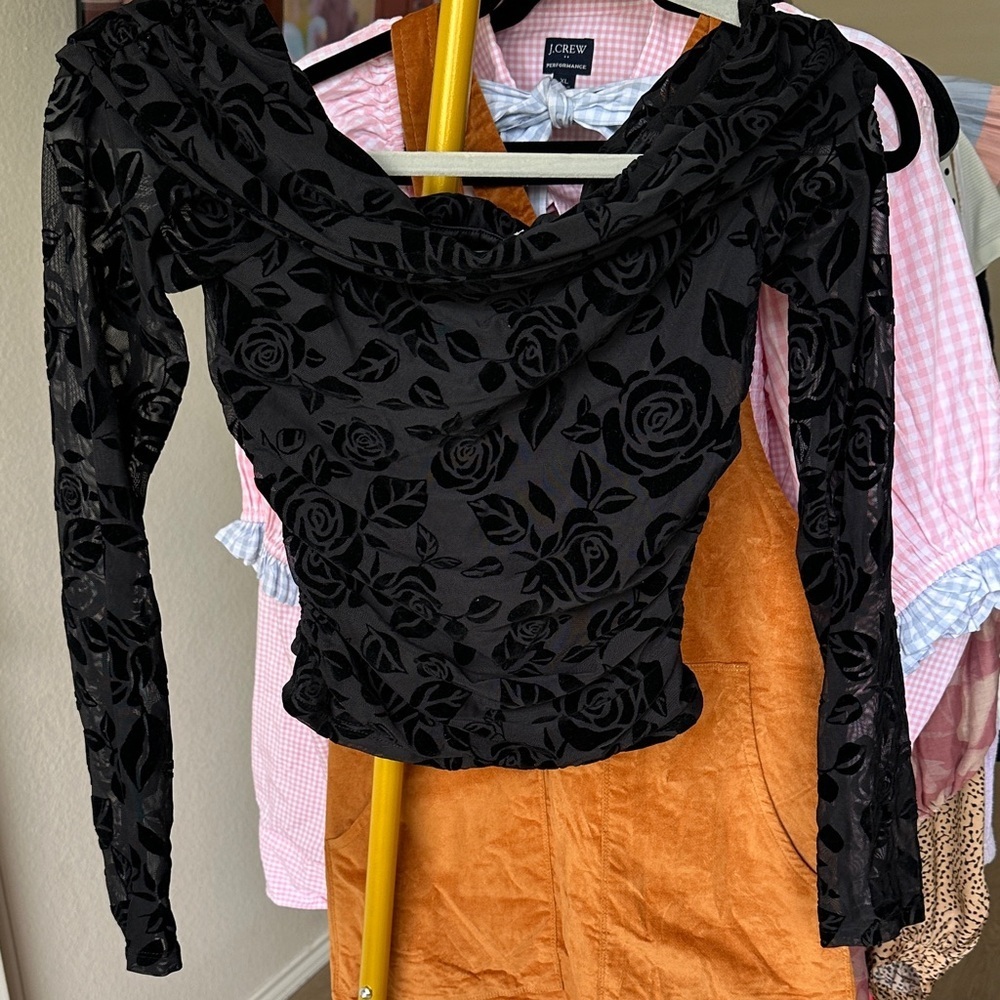 Wild Fable Black Long Sleeve Fitted Bodysuit